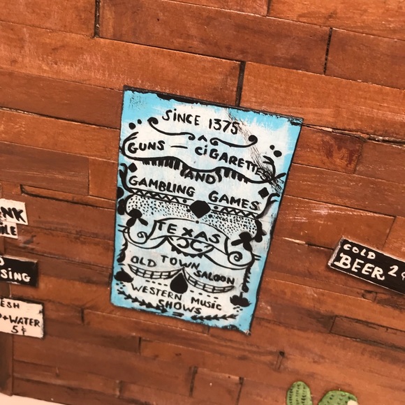 HP -Guinea Pig Wild West Saloon -  made to order! - Picture 7 of 12